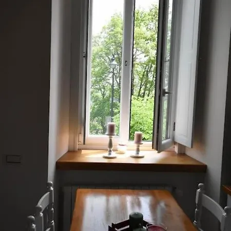 Miniappartamento 'reale' アパート *